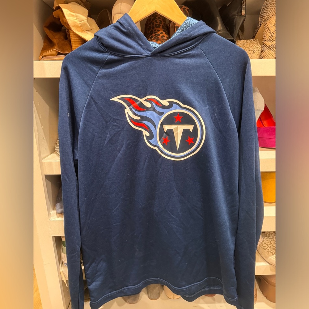 Officially licensed NFL Tennessee Titans hoodie men’s large